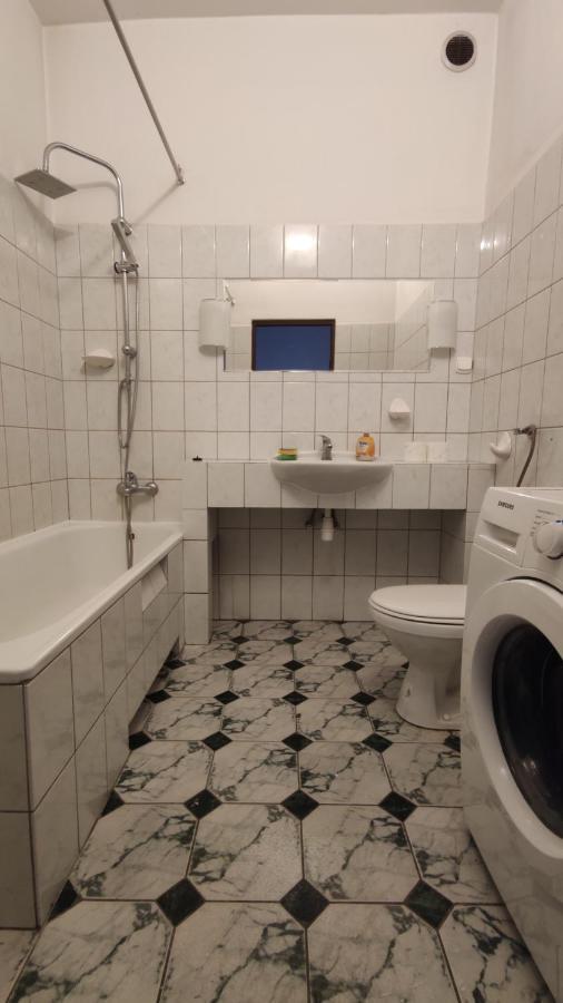 Apartment Near Center - Botanic Garden Breslavia Exterior foto